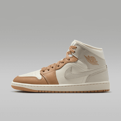 Air Jordan 1 Mid Women's Shoes. Nike CA